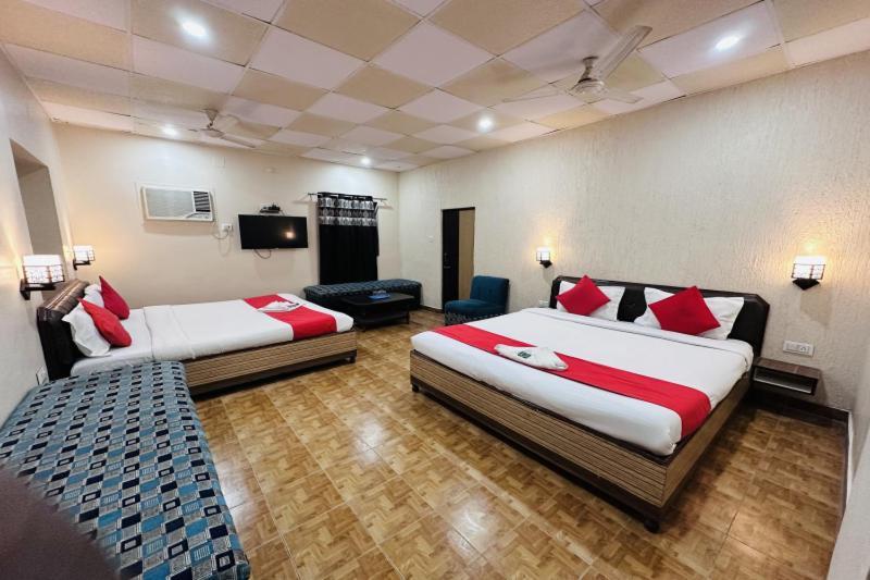 The Garden Hotel Varanasi